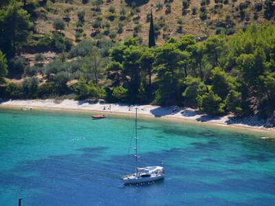 Řecko, Alonissos, Pláž Tzortzi Gialos