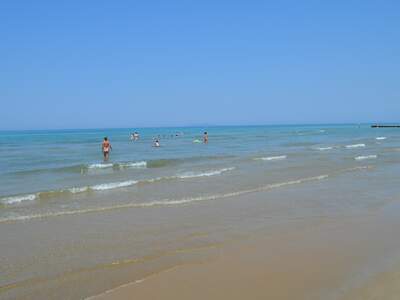 Řecko, Korfu, Pláž v letovisku Agios Stefanos