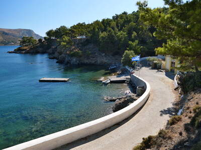 Pláž Naftikos Omilos