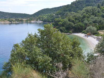 Řecko, Ithaka, Pláž Agios Nikolaos, U silnice