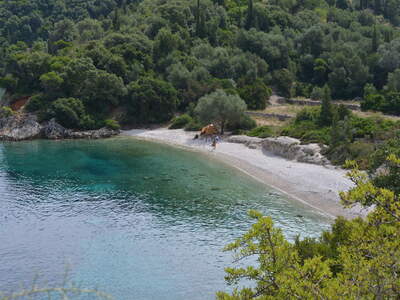 Řecko, Ithaka, Pláž Agios Nikolaos, U silnice