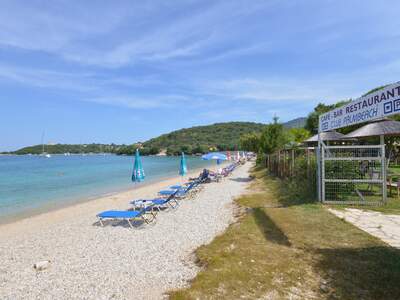 Řecko, Sivota, Pláž Galikos Molos (městská pláž)