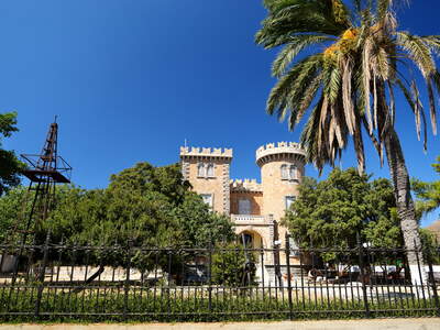 Pláž Bellenis tower