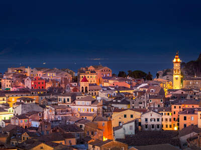 Řecko, Korfu, Večerní Korfu s nákupy