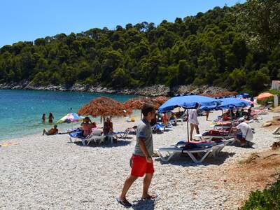 Řecko, Alonissos, Pláž Lefkos Gialos