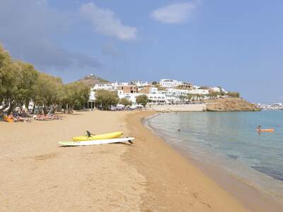 Řecko, Paros, Pláž pod penzionem Deep Blue