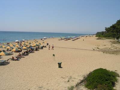 Řecko, Kefalonie, Pláže v letovisku Skala, V centru