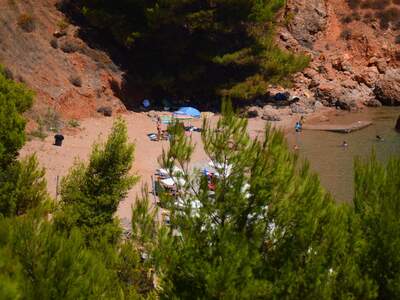 Řecko, Alonissos, Pláž Kokkino Castro