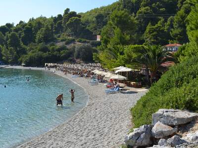 Řecko, Skopelos, Pláž Panormos, Pravá strana