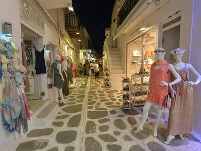 Řecko, Paros, Letovisko Parikia