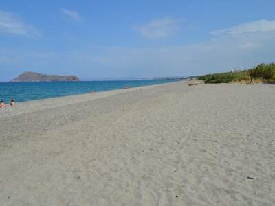 Řecko, Kréta, Pláž u ubytování Chrisselen