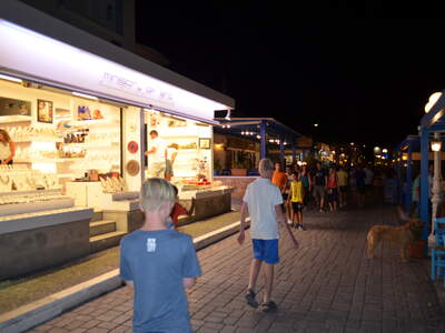 Řecko, Santorini, Letovisko Kamari