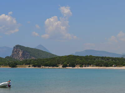 Pláž Odyssea, poblíž letoviska