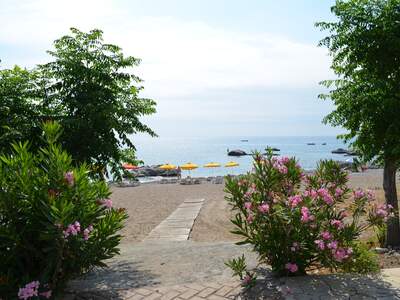 Řecko, Rhodos, Pláž v letovisku Stegna