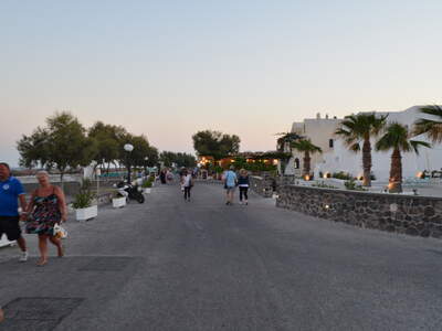 Řecko, Santorini, Letovisko Perissa