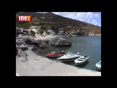 Rozlohou nevelký Karpathos (301 km²) je 2. největším ostrovem souostroví. Ostrov je dlouhý přibližně 49 km a žije zde přes šest a ...