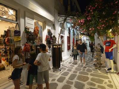 Řecko, Paros, Letovisko Parikia