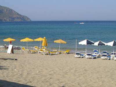 Řecko, Karpathos, Pláž před ubytováním Akti 