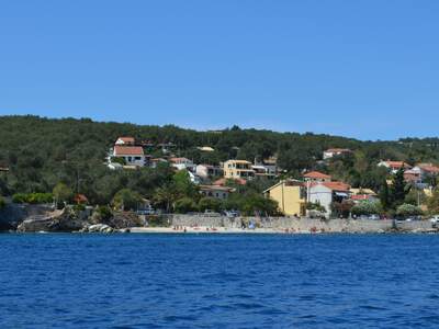 Řecko, Paxos, Pláž u ubytování Faros