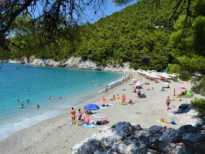 Řecko, Skopelos, Pláž Kastani, po Mammamia