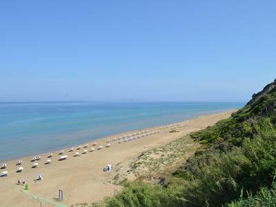 Řecko, Korfu, Pláž v letovisku Agios Stefanos