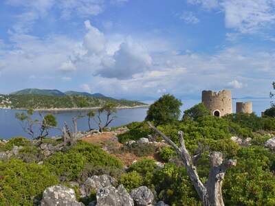 Řecko, Ithaka, Kioni- cesta k mlýnům